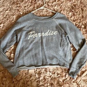 Cropped crewneck